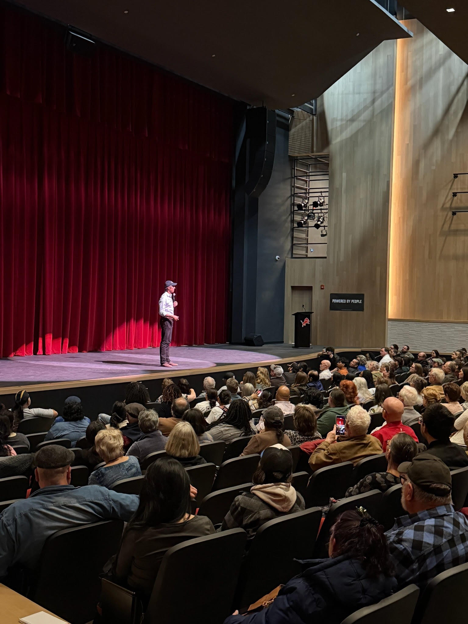 Beto speaking at a town hall in Waco