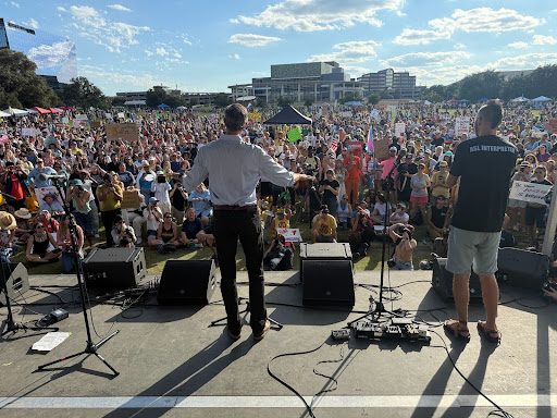Beto speaking to the crowd at a No Kings rally.